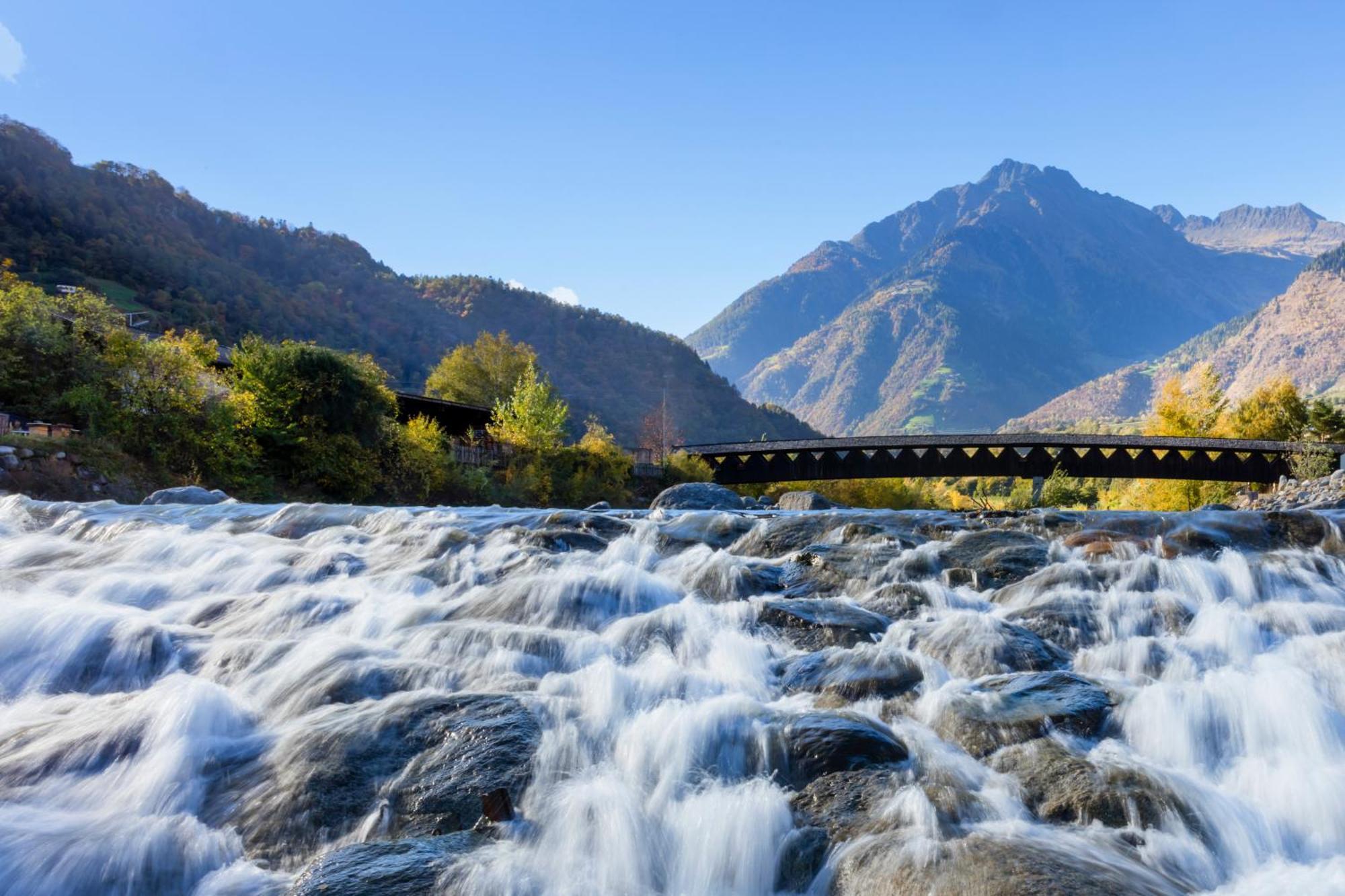 Ferienwohnungen St Hippolyt Mit Hallenbad Lagundo Bagian luar foto