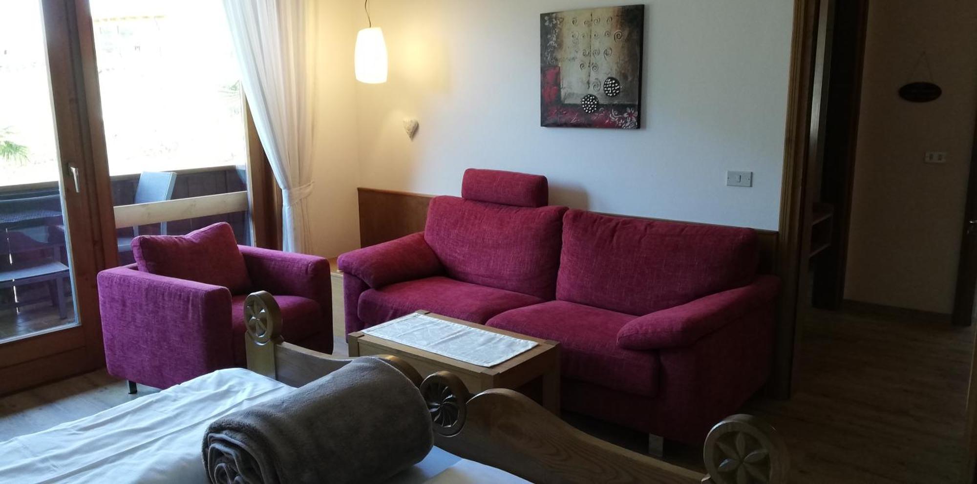 Ferienwohnungen St Hippolyt Mit Hallenbad Lagundo Bagian luar foto